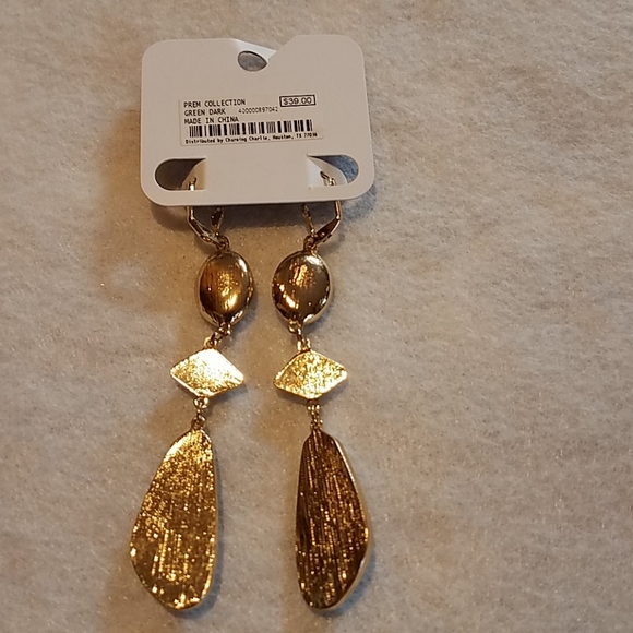 Mother of Pearl, Moon & Graphite Stone Earrings - Picture 3 of 3